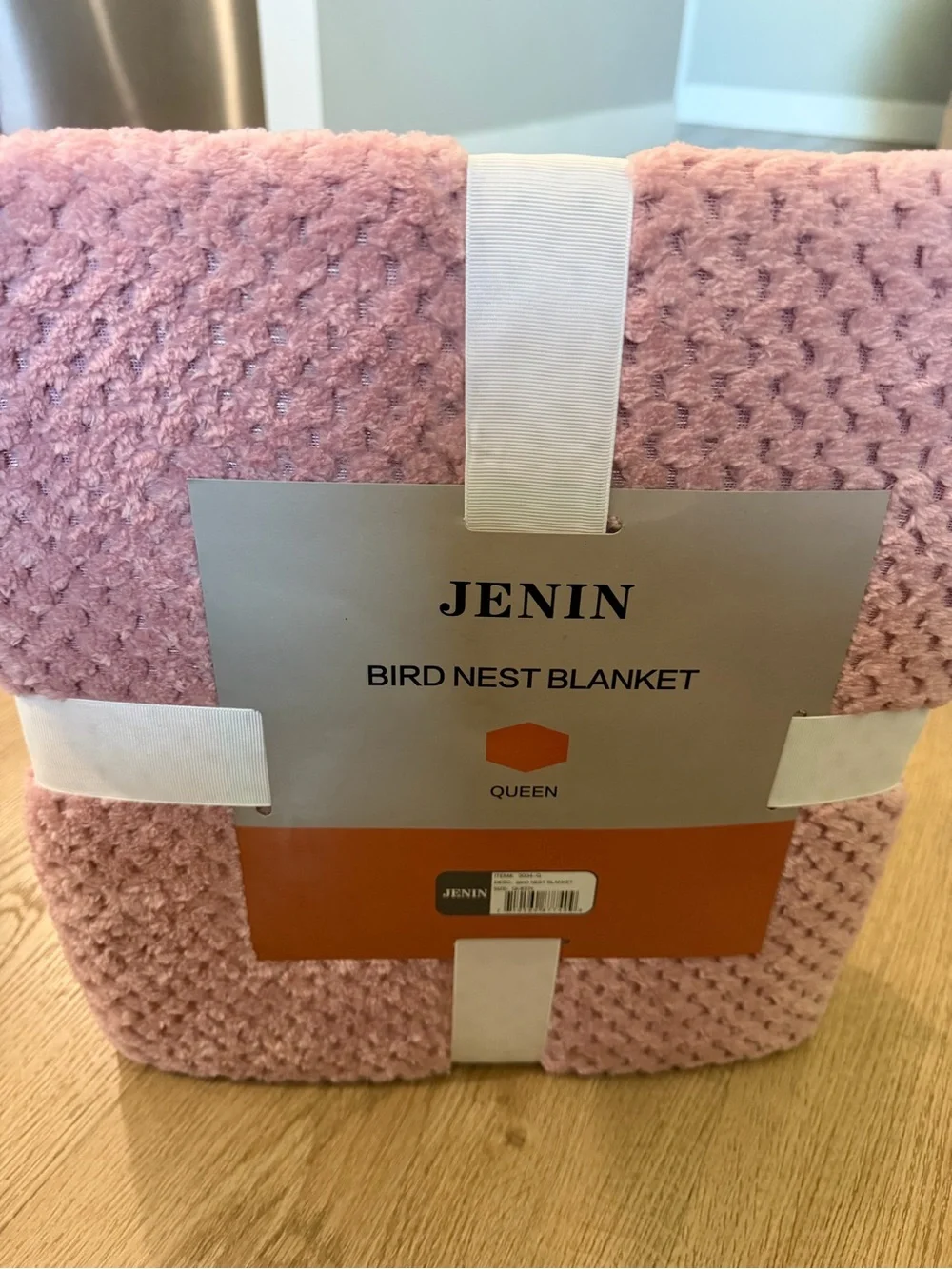 JENIN Pink Bird Nest Knit Throw Blanket - Queen